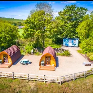 Chalet Glamping At Doon Angus Farm, Westport