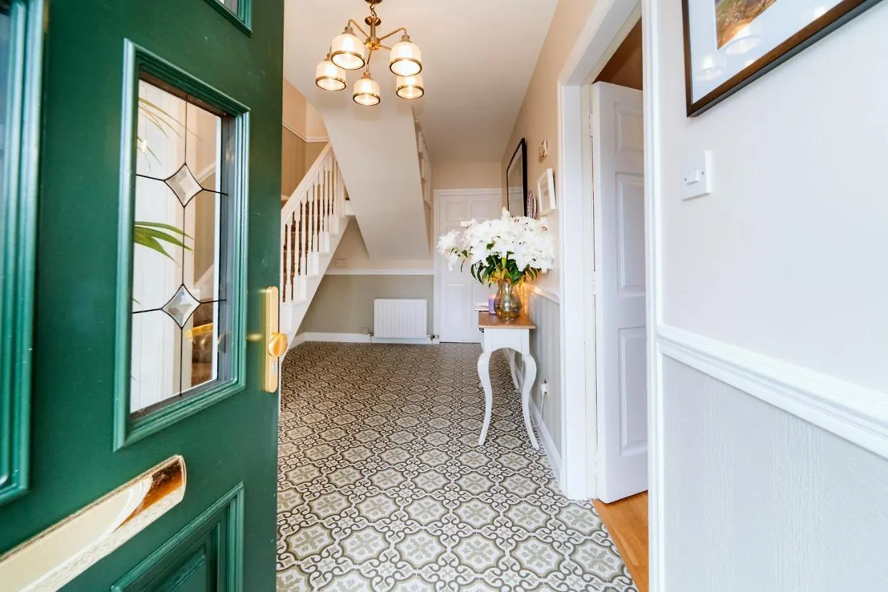 Plougastel House B&B Westport 0*,
