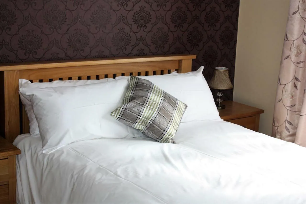 Bed & Breakfast Plougastel House B&B Westport